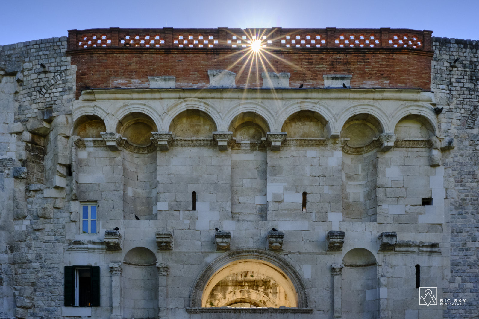 Der Diokletian-Palast in Split gehört zu einem der am besten erhaltenen Denkmäler römischer Baukunst in der Welt