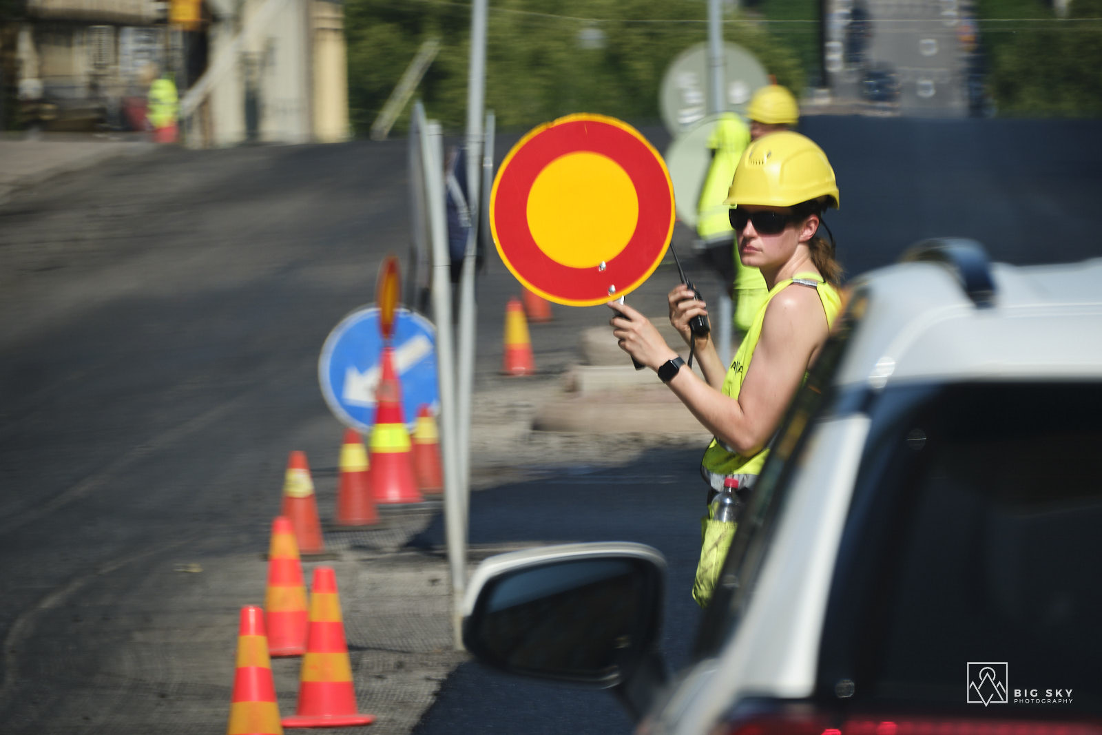 Turku - Flag girl at work