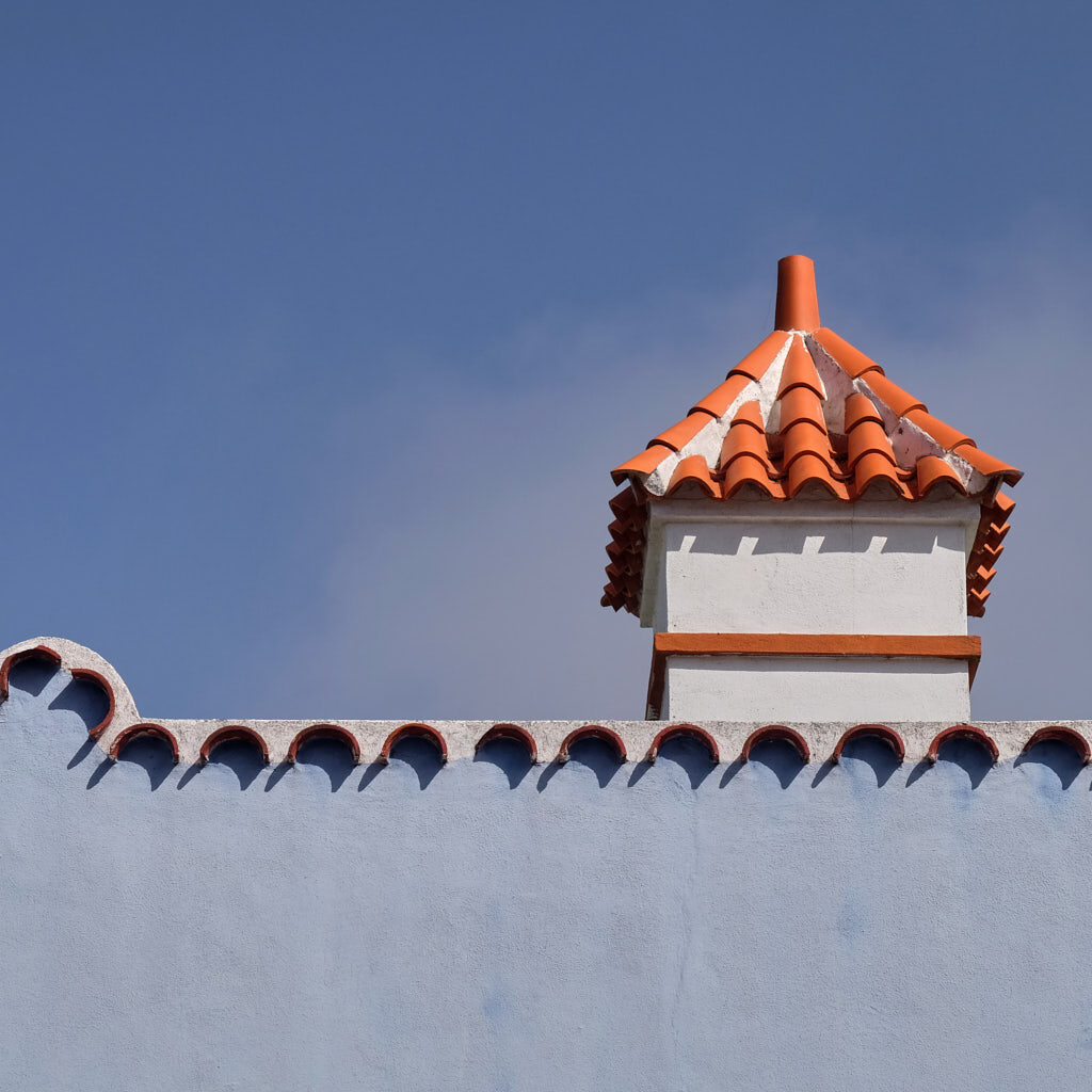 Blaues Gebäude auf Teneriffa